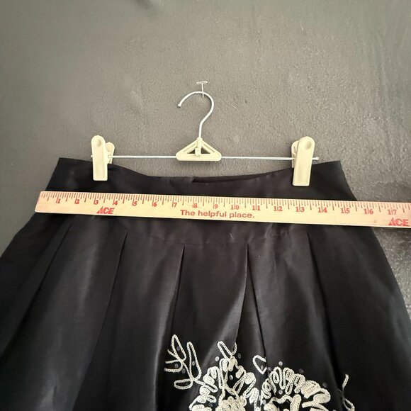 Talbots Linen Silk Floral Embroidered Sequins Pleated Skirt SZ 6 Black White - Picture 4 of 11
